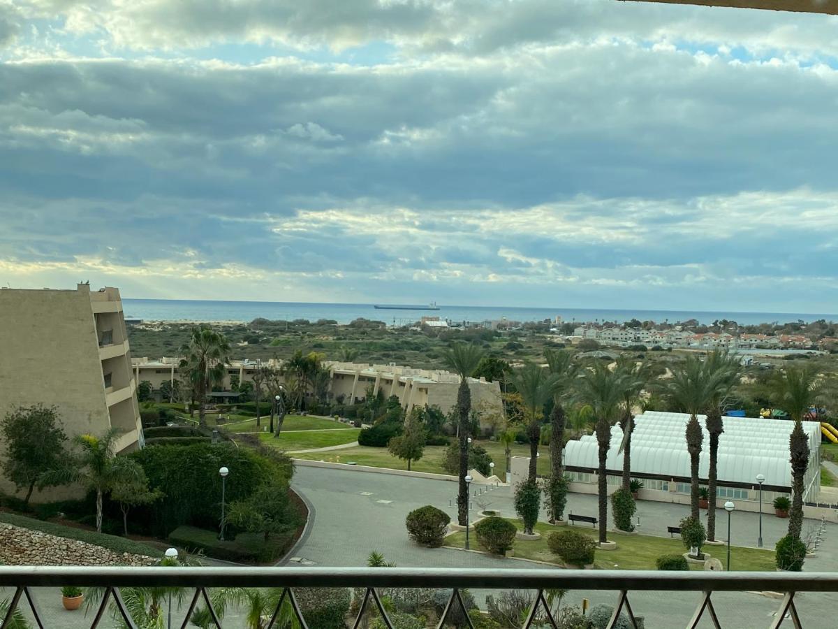 קיסריה נאות גולף- Oren Apartment Cesareia Exterior foto
